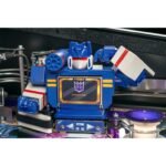 Stern Pinball Transformers: More Than Meets the Eye Premium Pinball Machine - Image 4